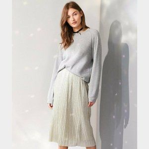 KIMCHI BLUE Alexis Shimmer Pleated Midi Skirt size Medium